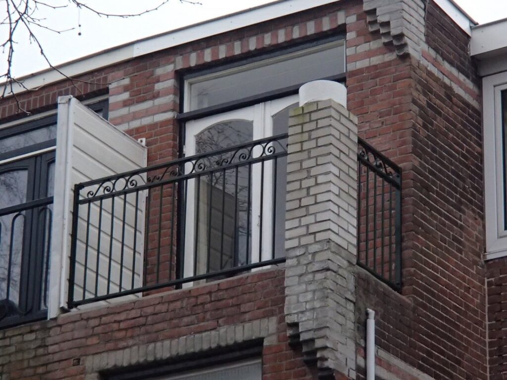 Hekwerk, balustrades en balkonhekken in Amsterdam (2)