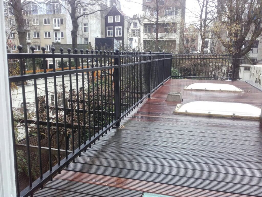 Balkonhekken vervangen met de VvE: zo pak je dat aan in Amsterdam (2)